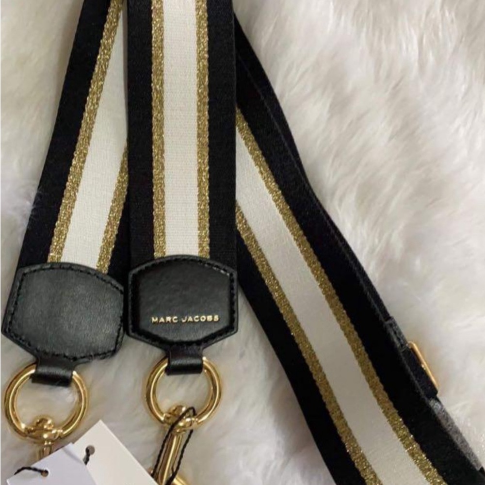 **SOLD**Brand New Marc Jacobs Wide Strap